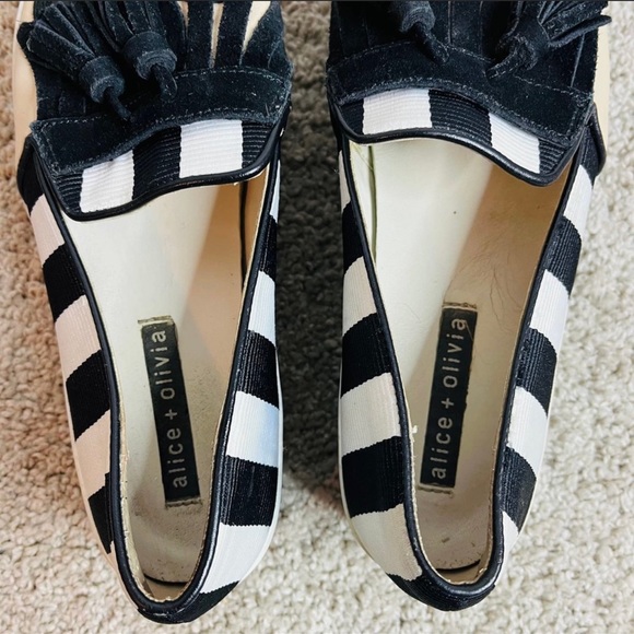 Alice +Olivia Stace Face shoes - Picture 2 of 6